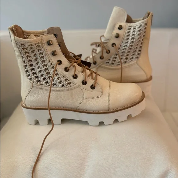 Montelliana Cream Lace-Up Combat Boots - Picture 4 of 5